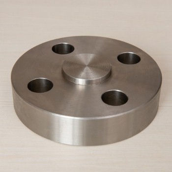 Blind flange